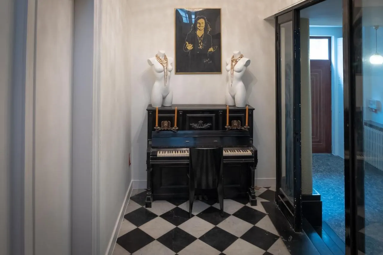 Bed and Breakfast Quartier Leonard Gante 2*,  Bélgica